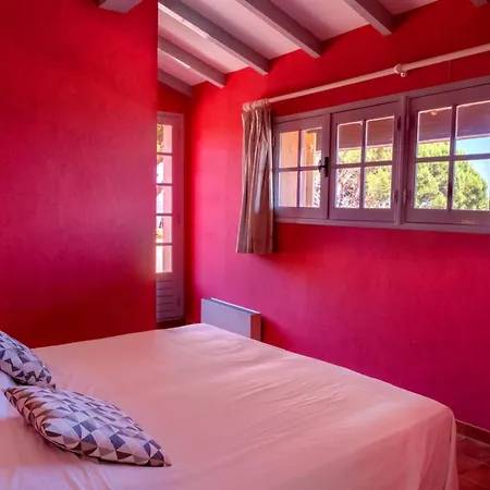 Spacious House With Sea View And 2 Terraces *