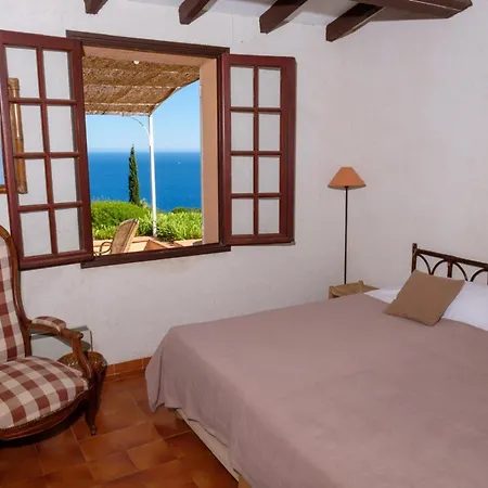 Tatil Evi Spacious House With Sea View And 2 Terraces