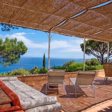 Spacious House With Sea View And 2 Terraces * サント・マキシム