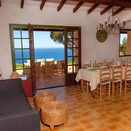 Tatil Evi Spacious House With Sea View And 2 Terraces Sainte-Maxime